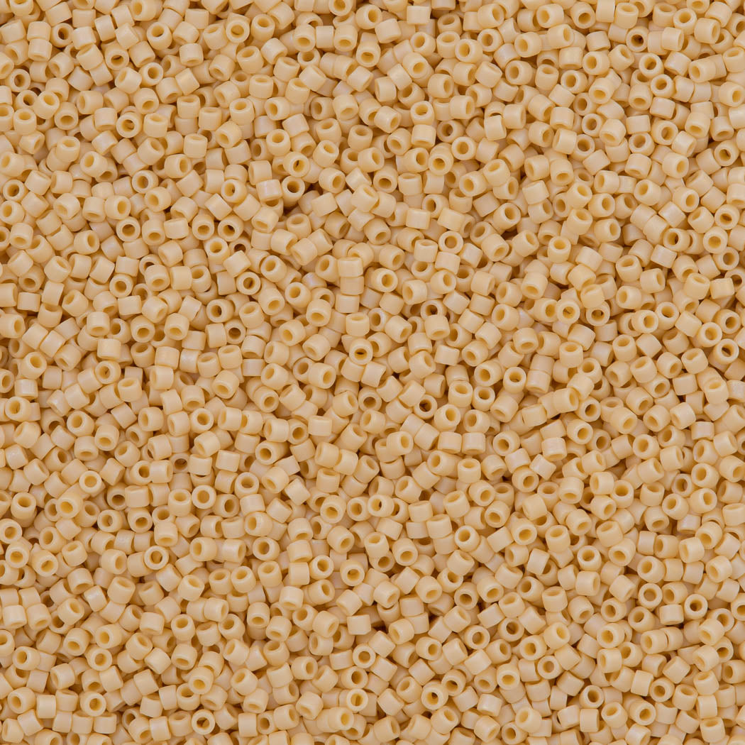 25g Miyuki Delica seed bead 11/0 Opaque Matte Light Butter Rum AB DB1591