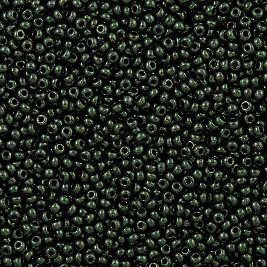 Czech Seed Bead 10/0 Green Luster (49055)