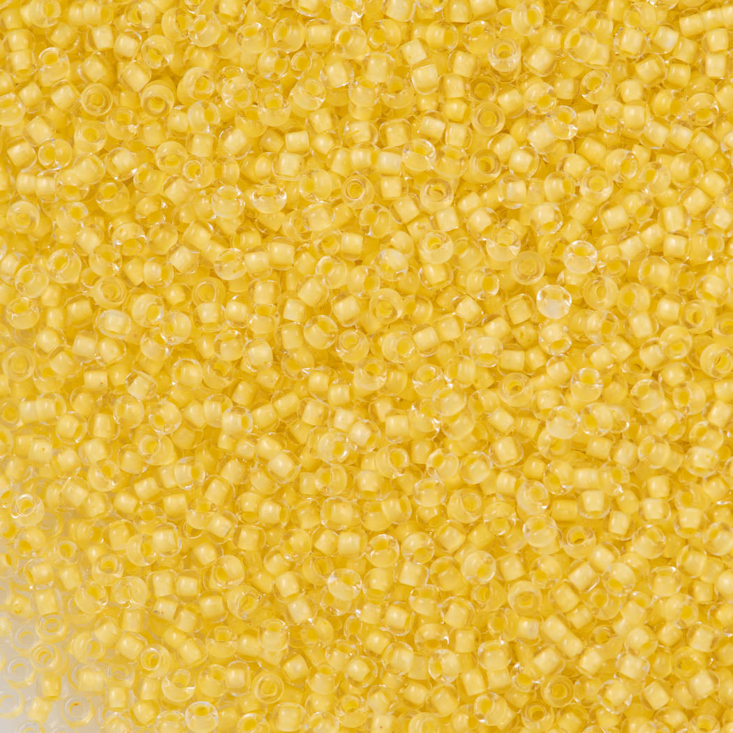 Czech Seed Bead 10/0 Crystal Lined Pale Yellow Terra (38381)