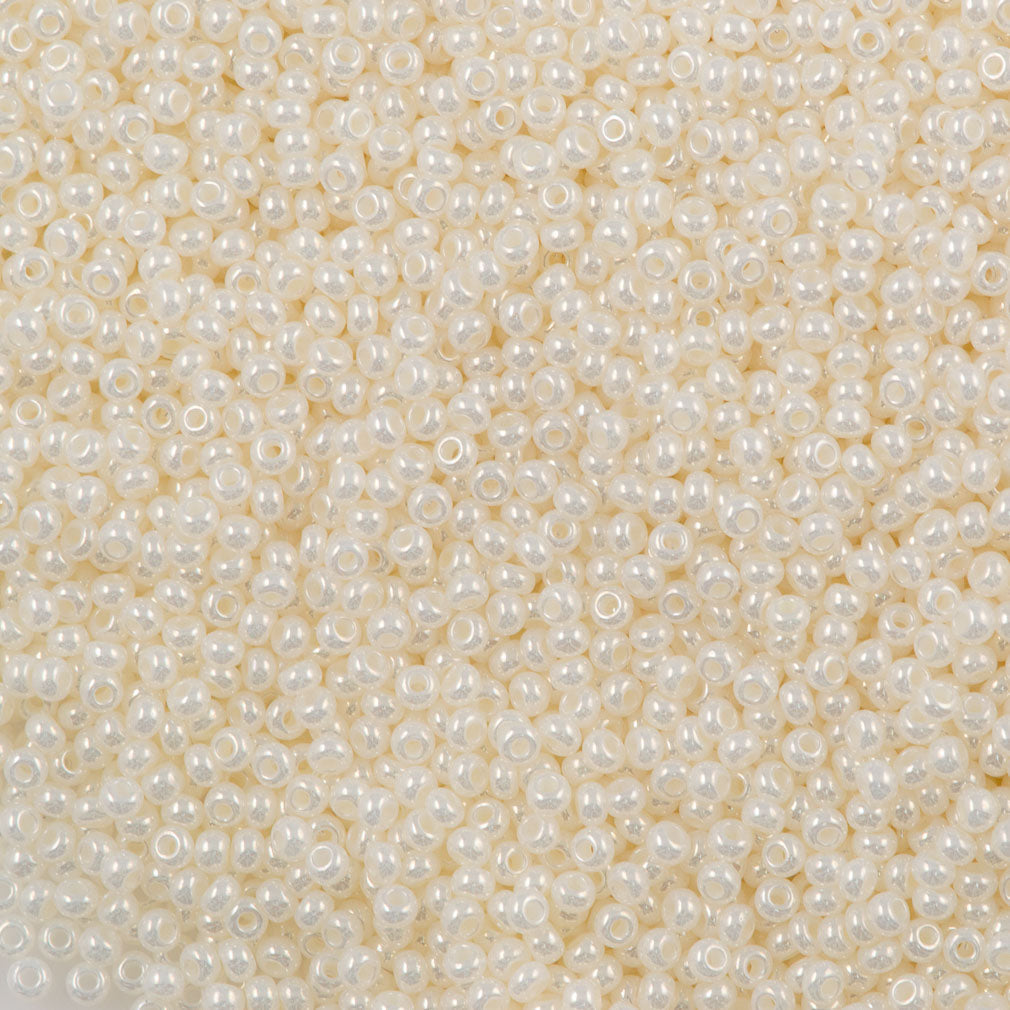 50g Czech Seed Bead 10/0 Ceylon Pearl White (47102)