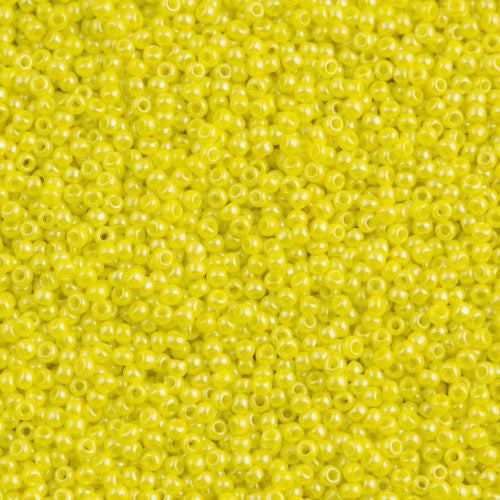 Toho Round Seed Bead 11/0 Opaque Dandelion Luster 2.5-inch Tube (128)