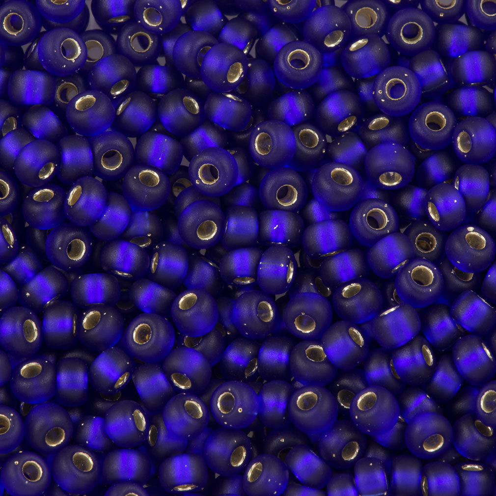 Miyuki Round Seed Bead 6/0 Matte Silver Lined Cobalt Blue (20F)