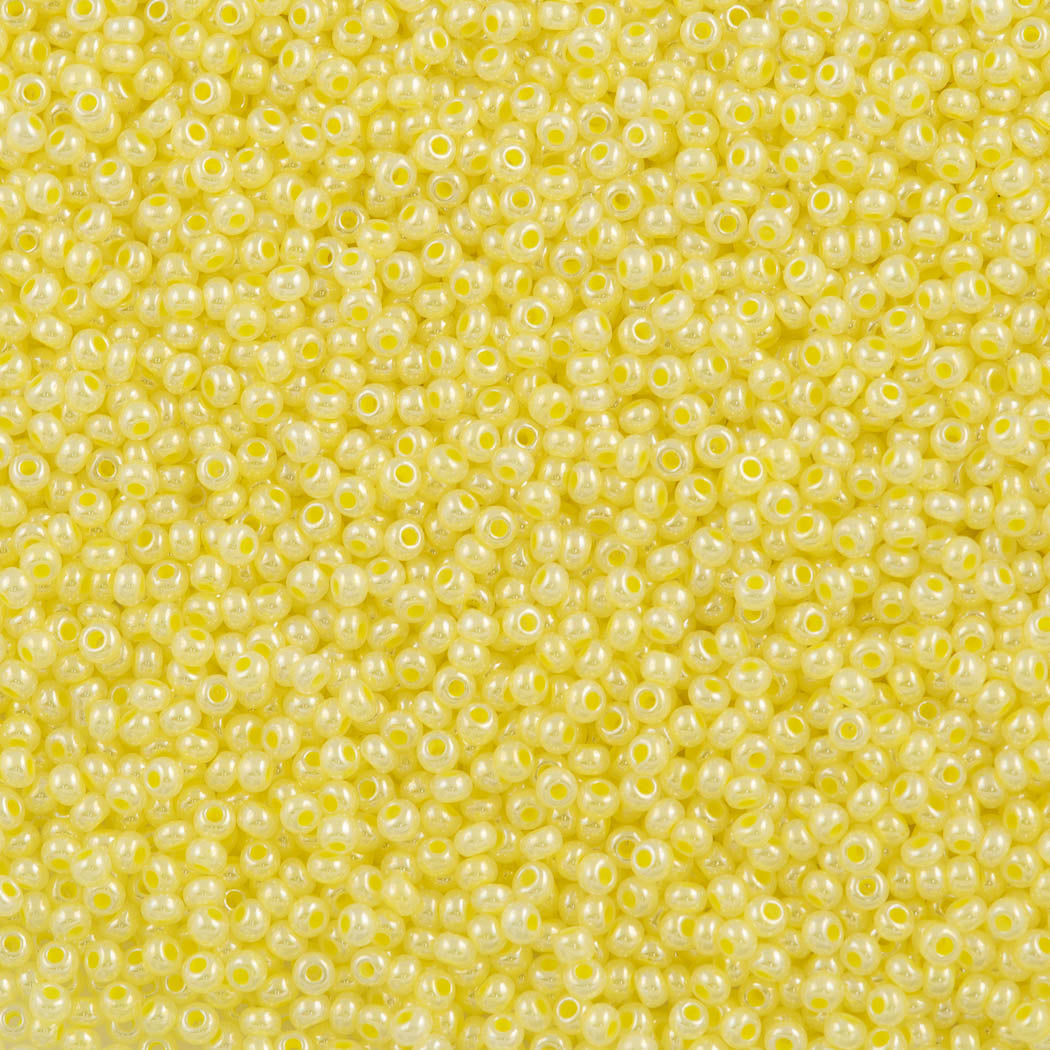 Preciosa Czech Seed Bead 11/0 Yellow Ceylon (37186)