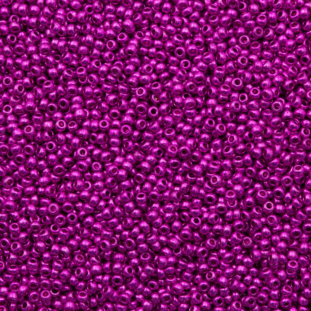 50g Czech Seed Bead 10/0 Metallic Fuchsia (18325)