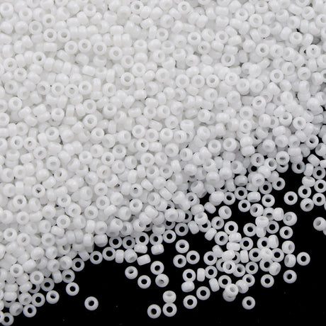 Miyuki Round Seed Bead 15/0 Opaque White 2-inch Tube (402)