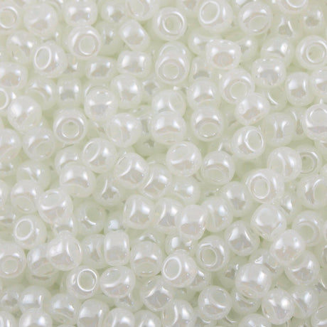 50g toho Round Seed Bead 8/0 Transparent Milk Ceylon (141)