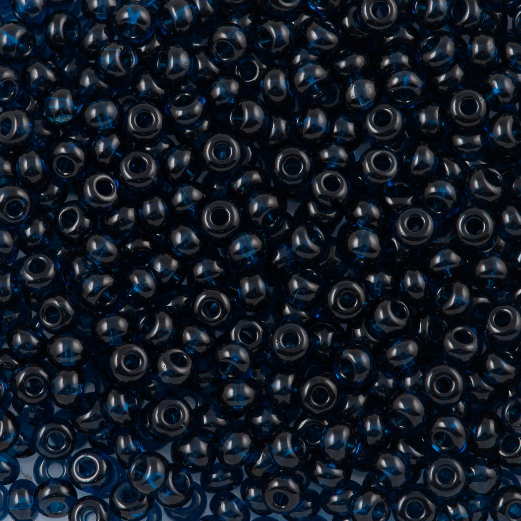 Preciosa Seed Bead 6/0 Montana (60100)