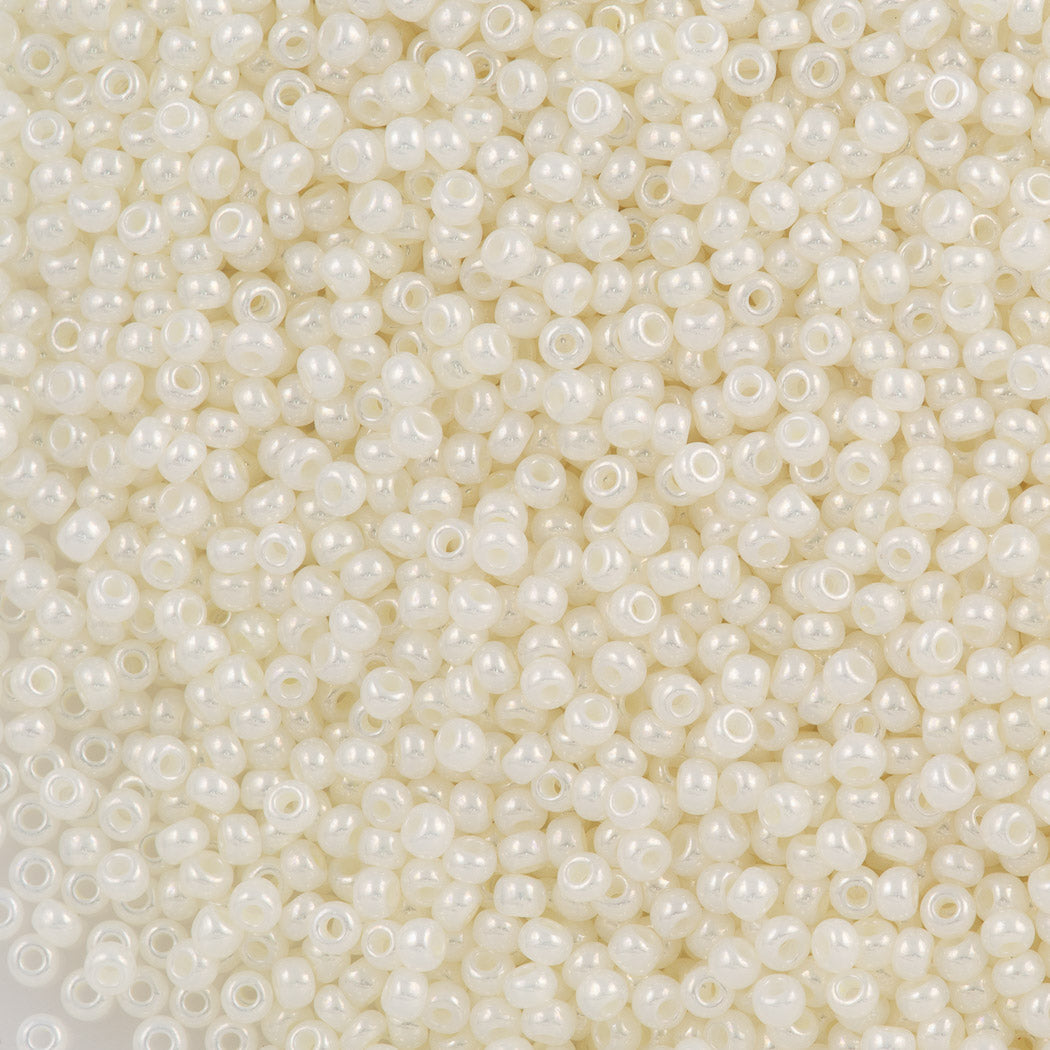 Czech Seed Bead 6/0 Ceylon Pearl White 50g (47102)