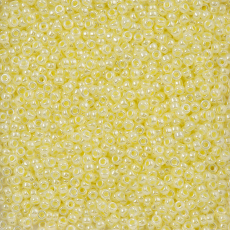 Miyuki Round Seed Bead 15/0 Lemon Ice Ceylon (514)