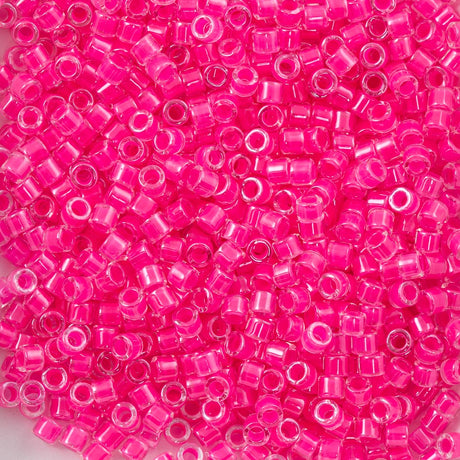 Miyuki Delica Seed Bead 10/0 Luminous Wild Strawberry DBM2035