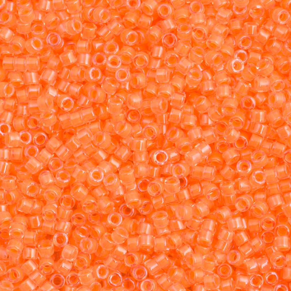 25g Miyuki Delica Seed Bead 11/0 Luminous Creamsicle DB2033