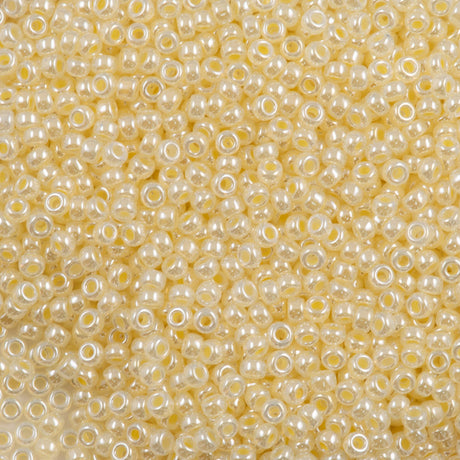 Miyuki Round Seed Bead 11/0 Butter Cream Ceylon (527)