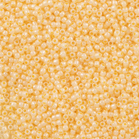 Toho Round Seed Bead 11/0 Ceylon Custard (903)