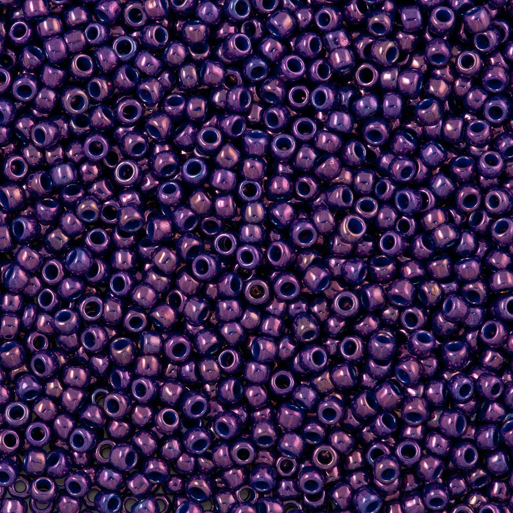 50g Toho Round Seed Bead 8/0 Metallic Purple (461)